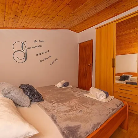 Stefka Appartement Dramalj