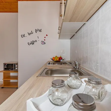 Stefka Apartmani Appartamento Dramalj