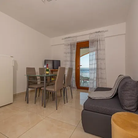 Apartment Stefka *