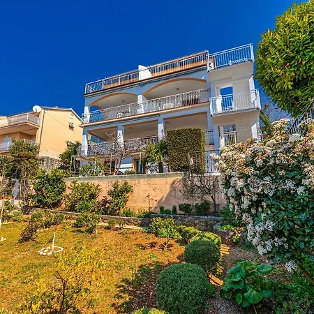 Stefka Apartmani Dramalj