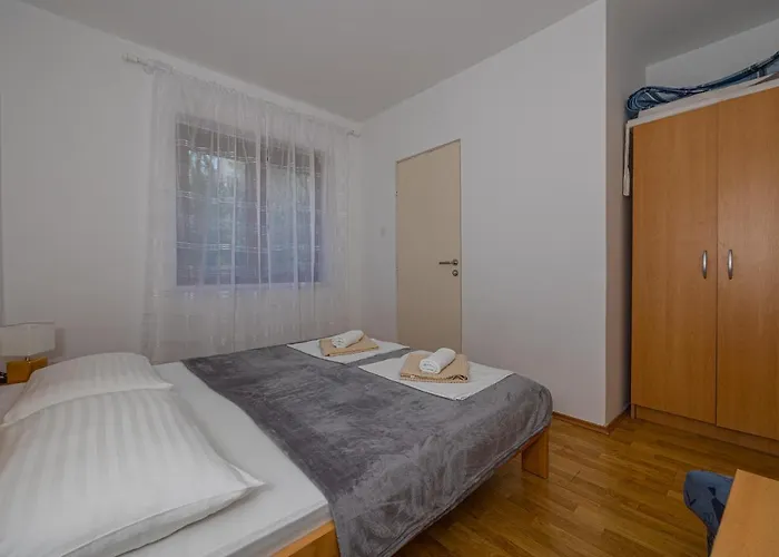 Stefka Apartamento Dramalj