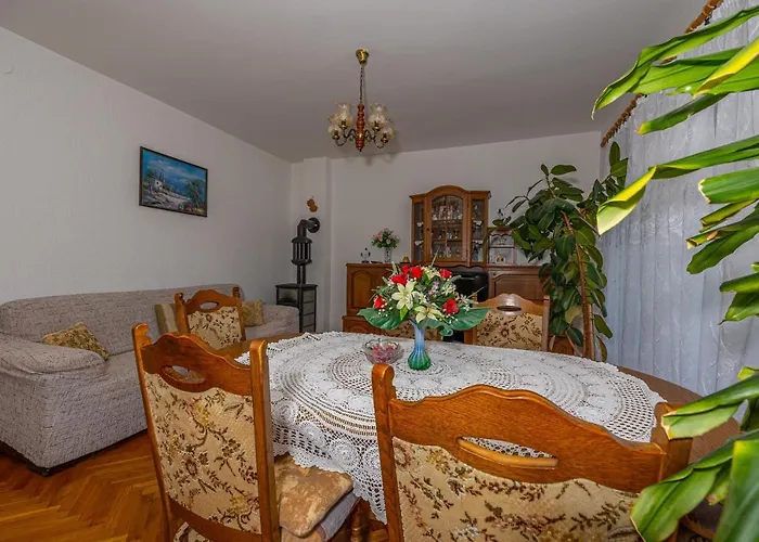 Stefka Apartamento Dramalj